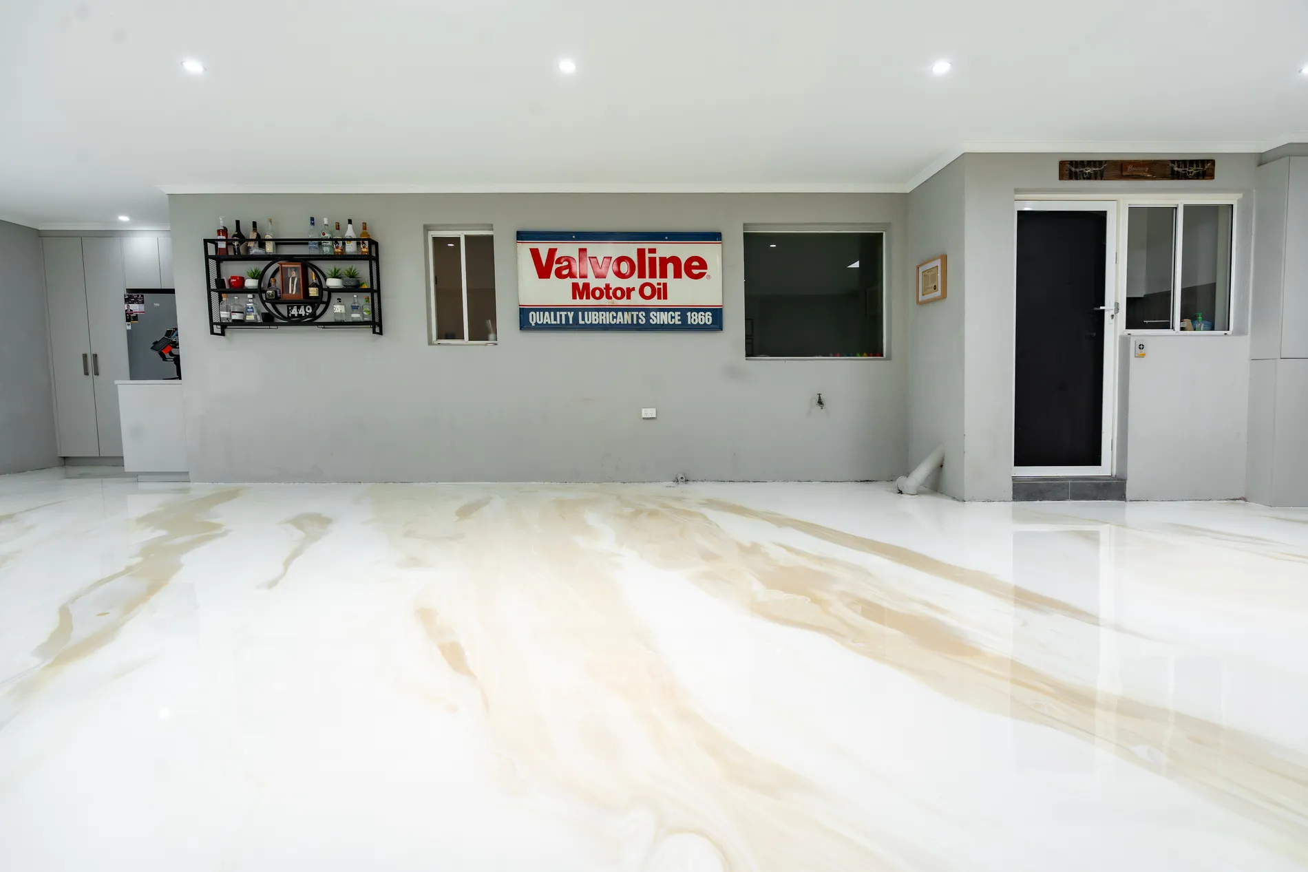 Gold metallic epoxy